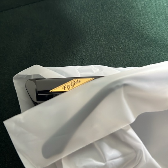 Black Flys Fly Kitten Glasses - Picture 3 of 4